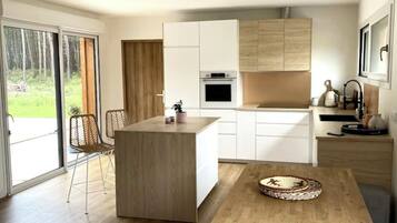 Four, plaque de cuisson, lave-vaisselle