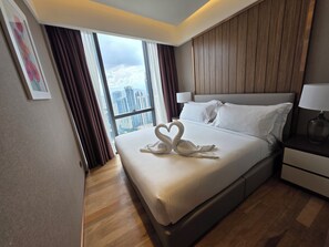 Luxury Apartment, City View | Soundproofing, iron/ironing board, free WiFi - Imperial Residence KLCC by Perkasa Ikon (Kuala Lumpur)