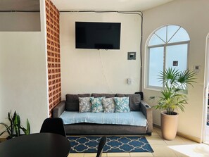 Smart TV - Premium location apartment! - Walk to the beach and downtown Sayulita (Sayulita)
