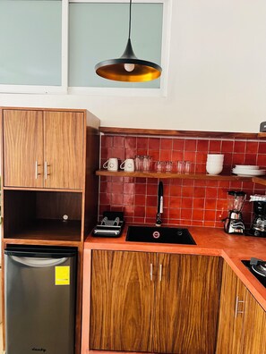 Fridge, microwave, coffee/tea maker, cookware/dishes/utensils - Premium location apartment! - Walk to the beach and downtown Sayulita (Sayulita)
