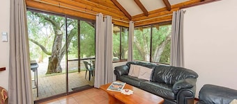 Banjine - Wyadup Brook Cottage