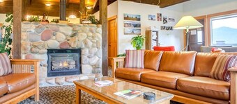 NEW! Welcome to Your Slope side Steamboat Springs Getaway