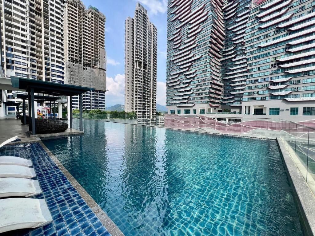 Kolam renang terbuka 