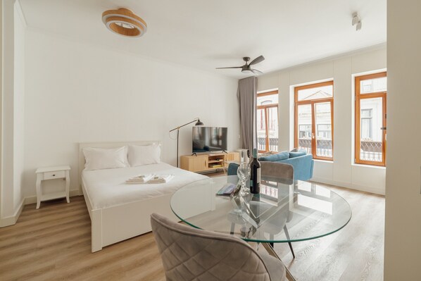 1 bedroom, iron/ironing board, free WiFi, bed sheets