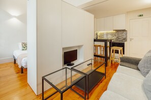 1 chambre, fer et planche à repasser, accès au Wi-Fi (inclus)