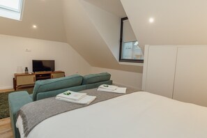 1 bedroom, iron/ironing board, free WiFi, bed sheets
