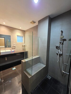 Premium Villa, Patio | Bathroom