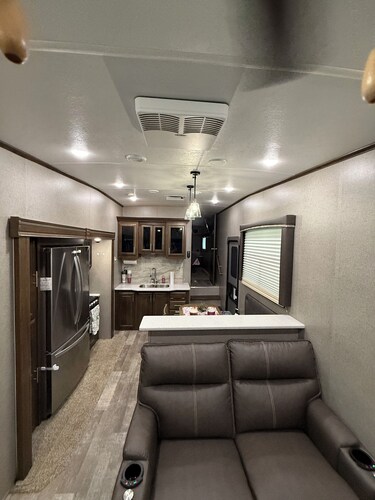 Quiet Waterfront Escape, Fully Fenced Yard, Truly Dog-Friendly, RV Stay