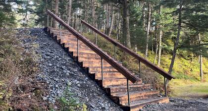 Cozy Private Yurt in Pristine Old Growth Forest - 1 Queen Bed Campsite