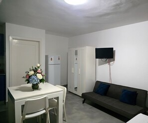 Comfort studio, balkon | Een kluis op de kamer, gratis wifi