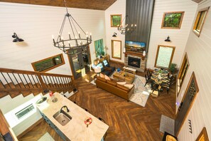 Interior - Private & Central | Pool Table, Hot Tub, Playset (Broken Bow)