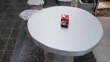 Departamento, 1 habitación, con acceso para personas discapacitadas, para fumadores | Restaurante al aire libre