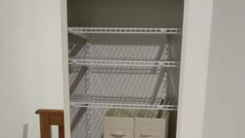 1 chambre, fer et planche Ă repasser, accĂšs Internet, draps fournis