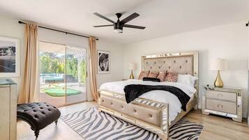 3 bedrooms, iron/ironing board, travel crib, WiFi (free)