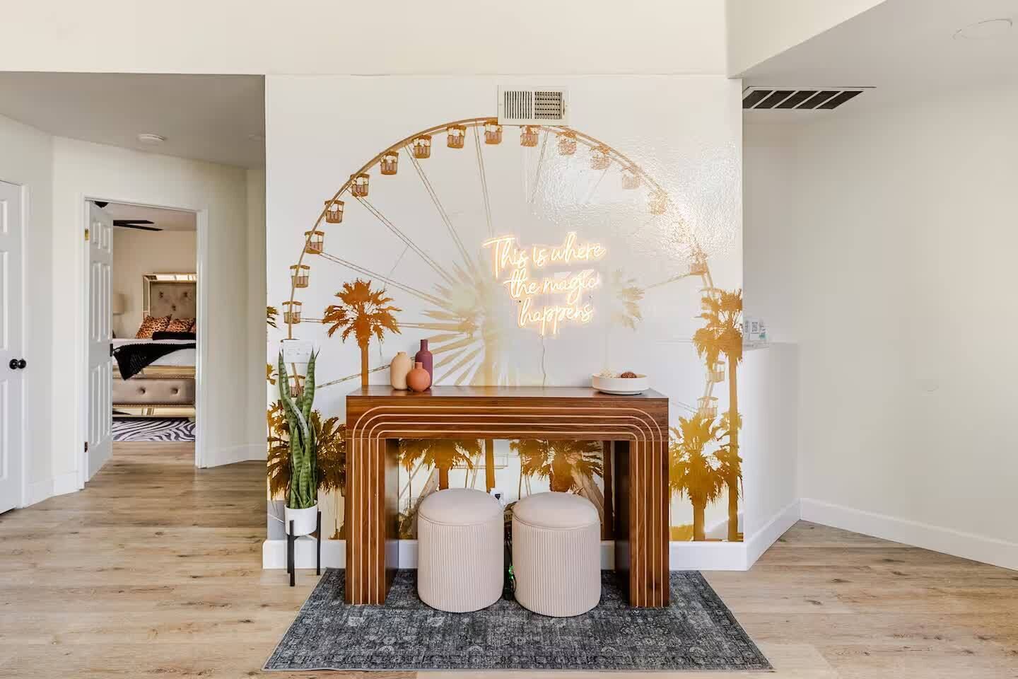 4 bedrooms, iron/ironing board, WiFi, bed sheets