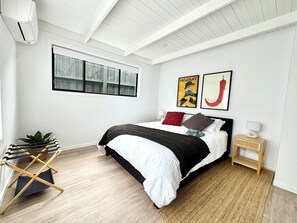 2 habitaciones, tabla de planchar con plancha y wifi gratis 