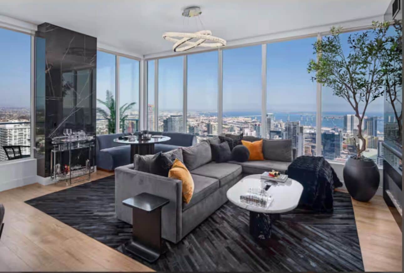 Smart-TV, peis, bordtennis og stereoanlegg