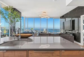 Interior - Ultra-Luxe 41st-Floor Penthouse•Ocean & Skyline Views•2 Kings + Queen Sleeper (San Diego)