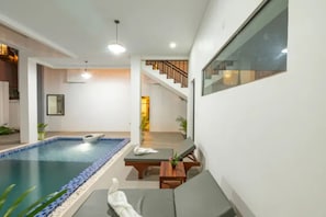 Outdoor pool - Sreng Angkor Hotel (Siem Reap)