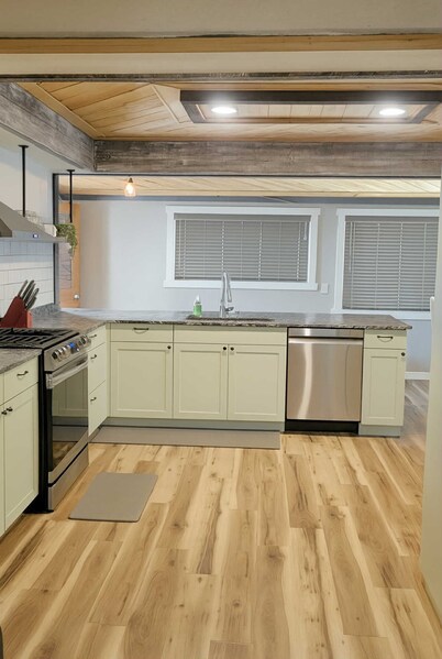 Perfect 2-bedroom house in Eureka for a relaxing getaway