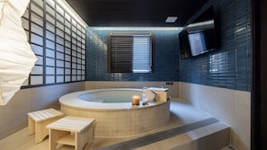 Blackout drapes, soundproofing, free WiFi, bed sheets - Stay Passport Okinawa Ryokan Bupyeong Incheon (Incheon)