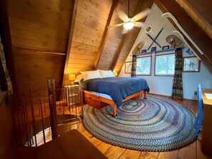 4 slaapkamers, een bureau, een strijkplank/strijkijzer, gratis wifi