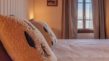 4 chambres, bureau, accĂšs Internet