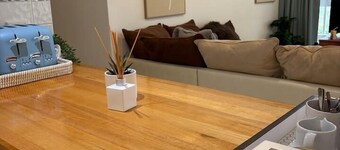 Pine Lea Lodge - Wi-Fi and Pet Friendly