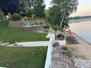 Property grounds - Luxury Riverfront Sanctuary (Stanwood)