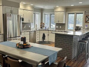 Private kitchen - Luxury Riverfront Sanctuary (Stanwood)