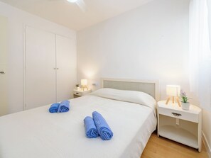 2 bedrooms, desk, Internet - Del Sol by Interhome (Salou)