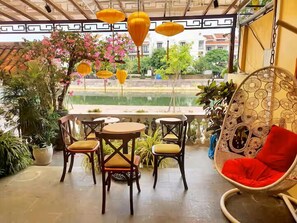 Terrace/patio - Virgo Villa Que Hoi An (Hoi An)
