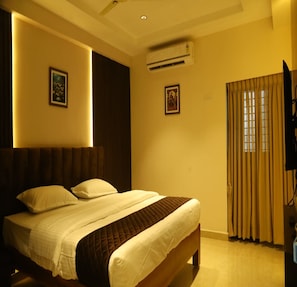 Deluxe Apartment | Egyptian cotton sheets, premium bedding, free WiFi