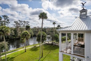 Property grounds - Riverbend Landing - Steinhatchee (Steinhatchee)