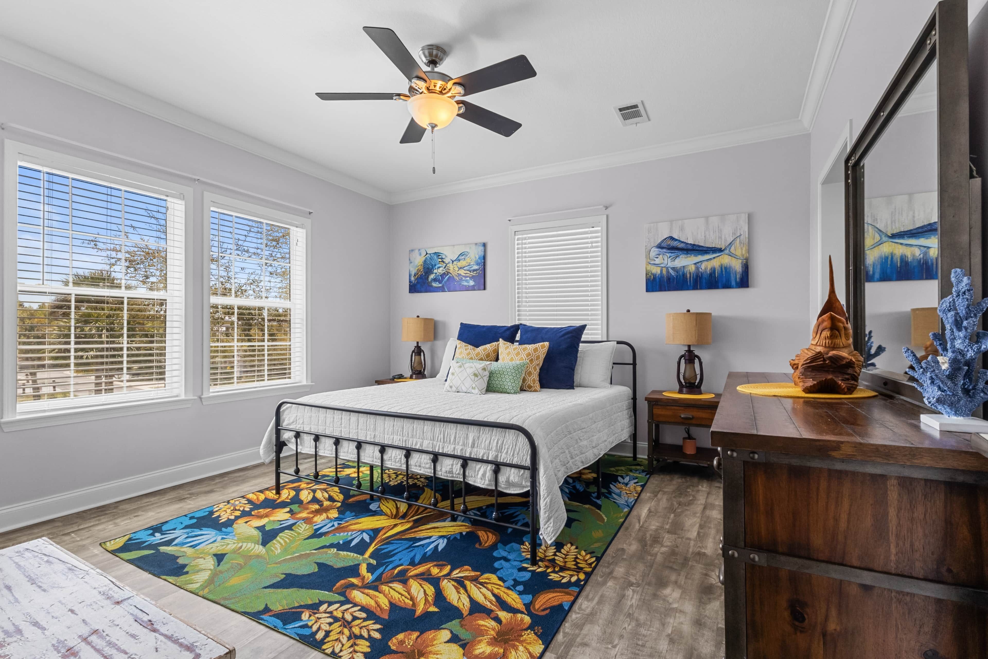 3 bedrooms, iron/ironing board, WiFi, bed sheets