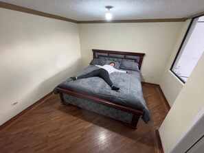 3 bedrooms, WiFi, bed sheets