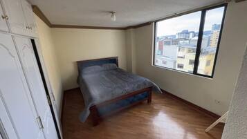 3 bedrooms, WiFi, bed sheets