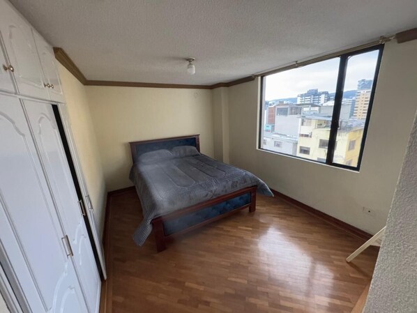 3 bedrooms, WiFi, bed sheets