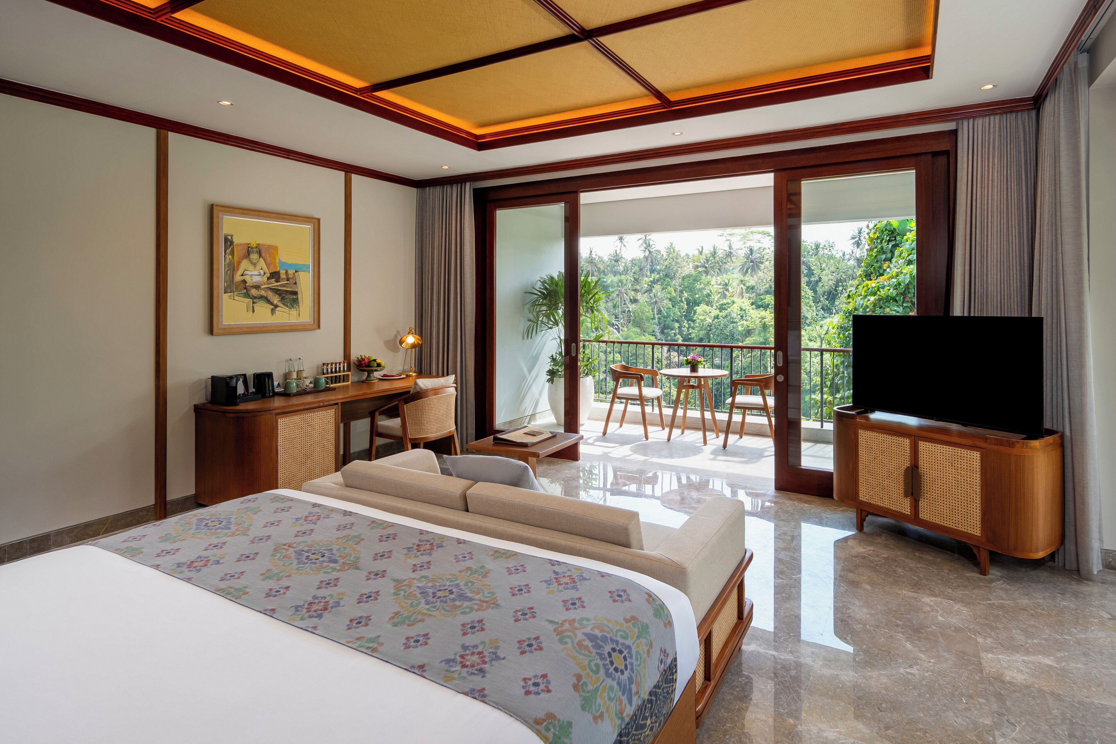 ห้องสแตนดาร์ดสวีท, วิวสวน | มินิบาร์ฟรีบางอย่าง, ตู้นิรภัยในห้องพัก, โต๊ะทำงาน