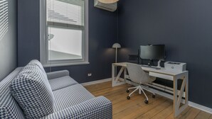 Living area - Ponsonby Maison I 3BR & Parking (Auckland City)