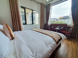 Superior Room, Balcony | Premium bedding, desk, laptop workspace, blackout curtains - GOLD KIM PHÚ - Hotel Da Lat (Da Lat)