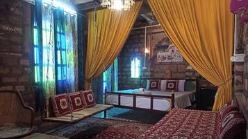 Deluxe Triple Room, Balcony