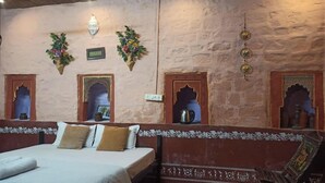 Kamar Double Basic | Wi-Fi gratis