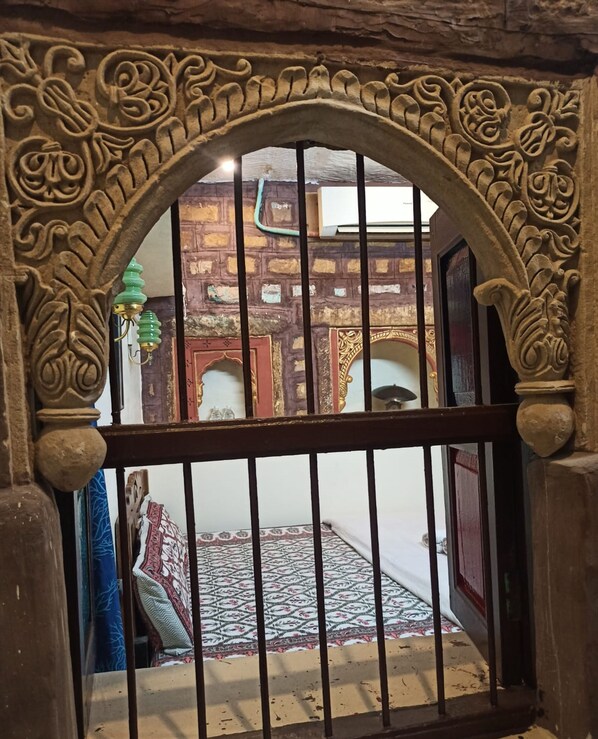 غرفة عادية ثلاثية - منظر للفناء | واي فاي مجانًا