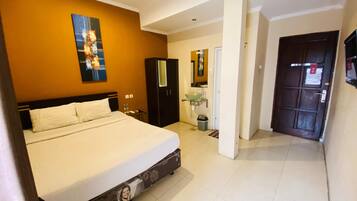 Standard Room | Desk, free WiFi