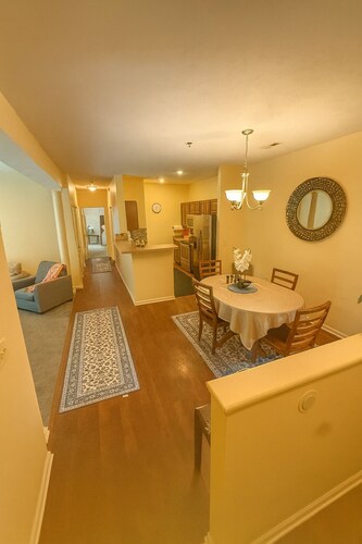 Cozy Condo for ND and Business Stay