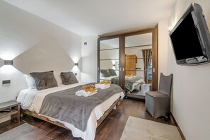 2 bedrooms, laptop workspace, free WiFi, bed sheets - Baita Dei Fiori (Bessè Alto)