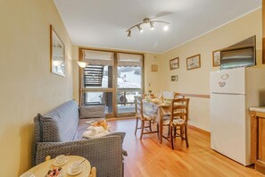 Living area - Appartamento Tracce Di Neve With Parking for 4 (Sestriere)