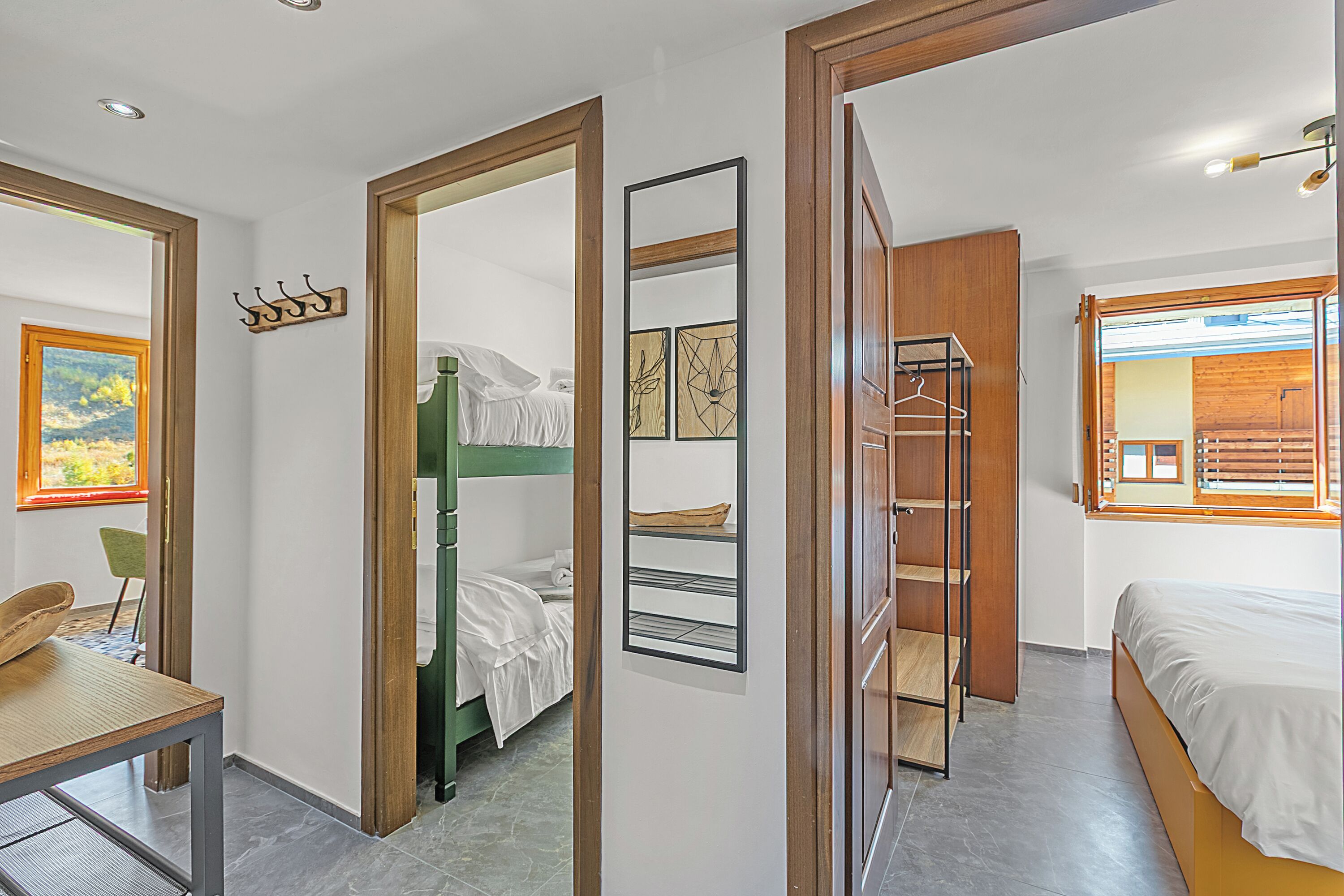 2 habitaciones, espacio para trabajar con laptop y wifi gratis 