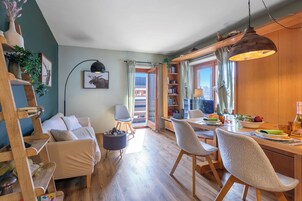 Family Apart Daire, 2 Yatak Odası, Balkon (Appartamento Alpine Suite Ski-in/out) | İç mekân